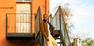 Veste en daim marron avec franges, inspirée du look western