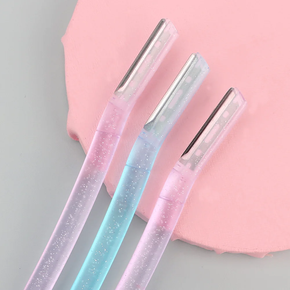 Precision Dermaplaning Eyebrow Razor - Image 4