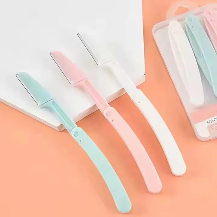 Foldable Mini Dermaplaning Facial Razor Set (3-Pack) - Image 2